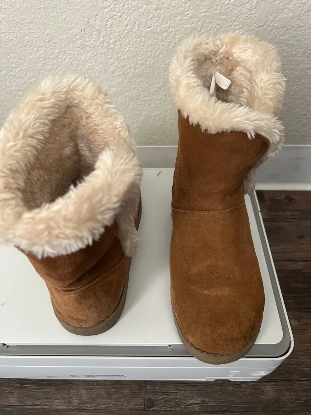 Cozy Faux Fur Lined Suede Boots - Chestnut